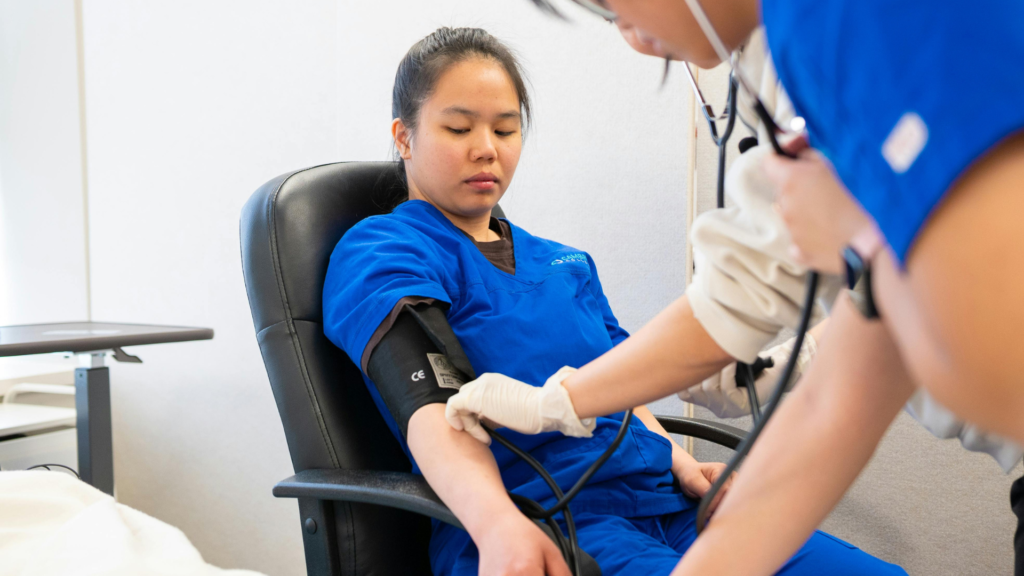 patient getting Blood pressure